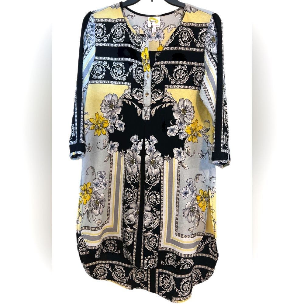 Long tunic Size Small, worn once, preloved